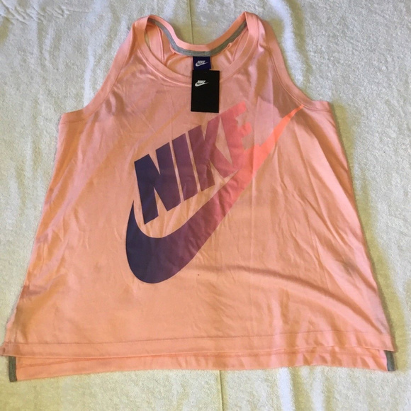 Women's Nike Sportswear Futura Logo Graphic Tank - Picture 3 of 4